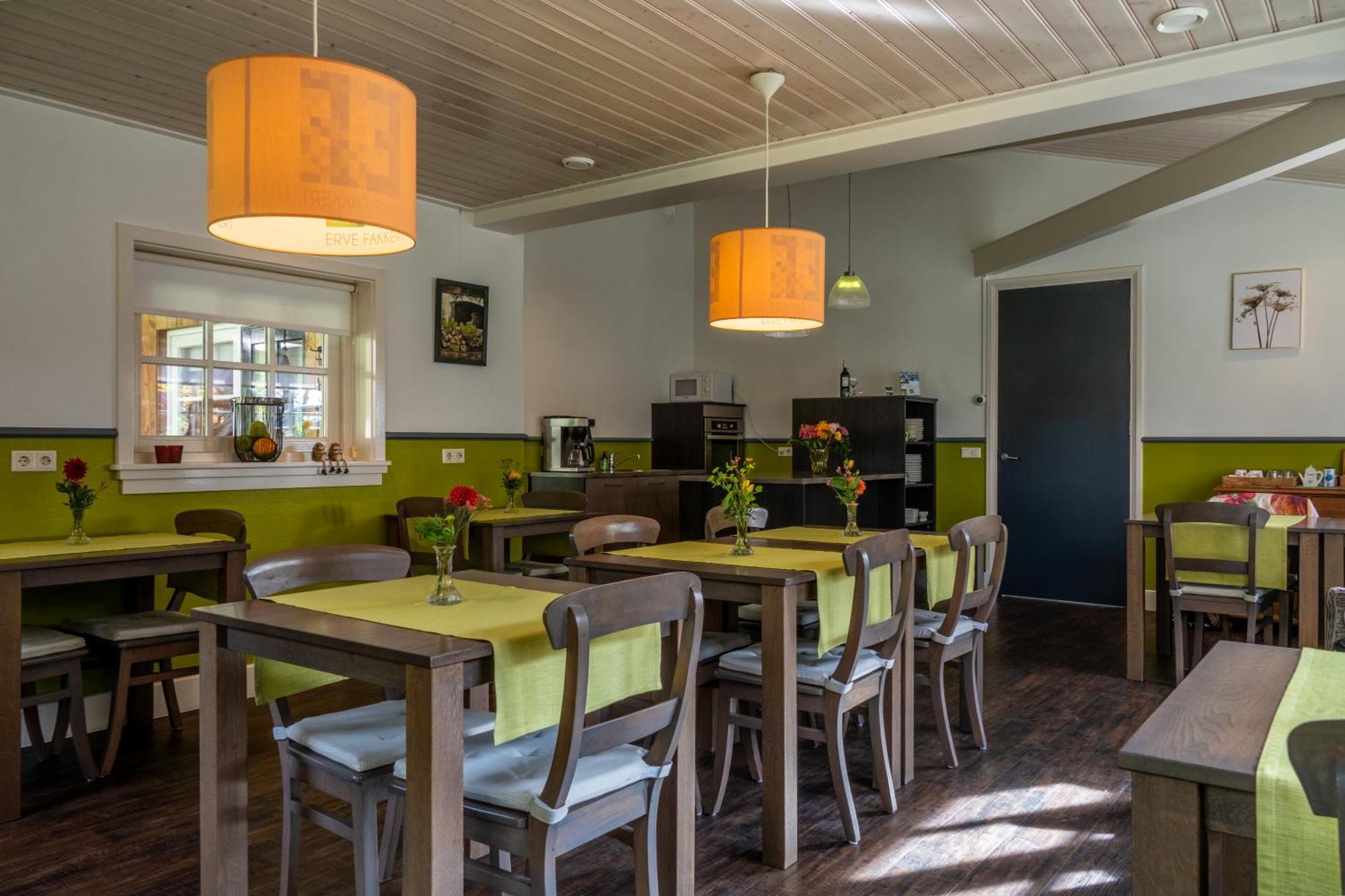 Erve Fakkert Bed & Breakfast Rossum  ภายนอก รูปภาพ