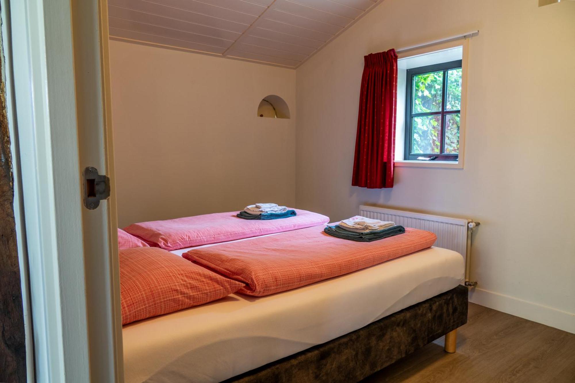 Erve Fakkert Bed & Breakfast Rossum  ภายนอก รูปภาพ