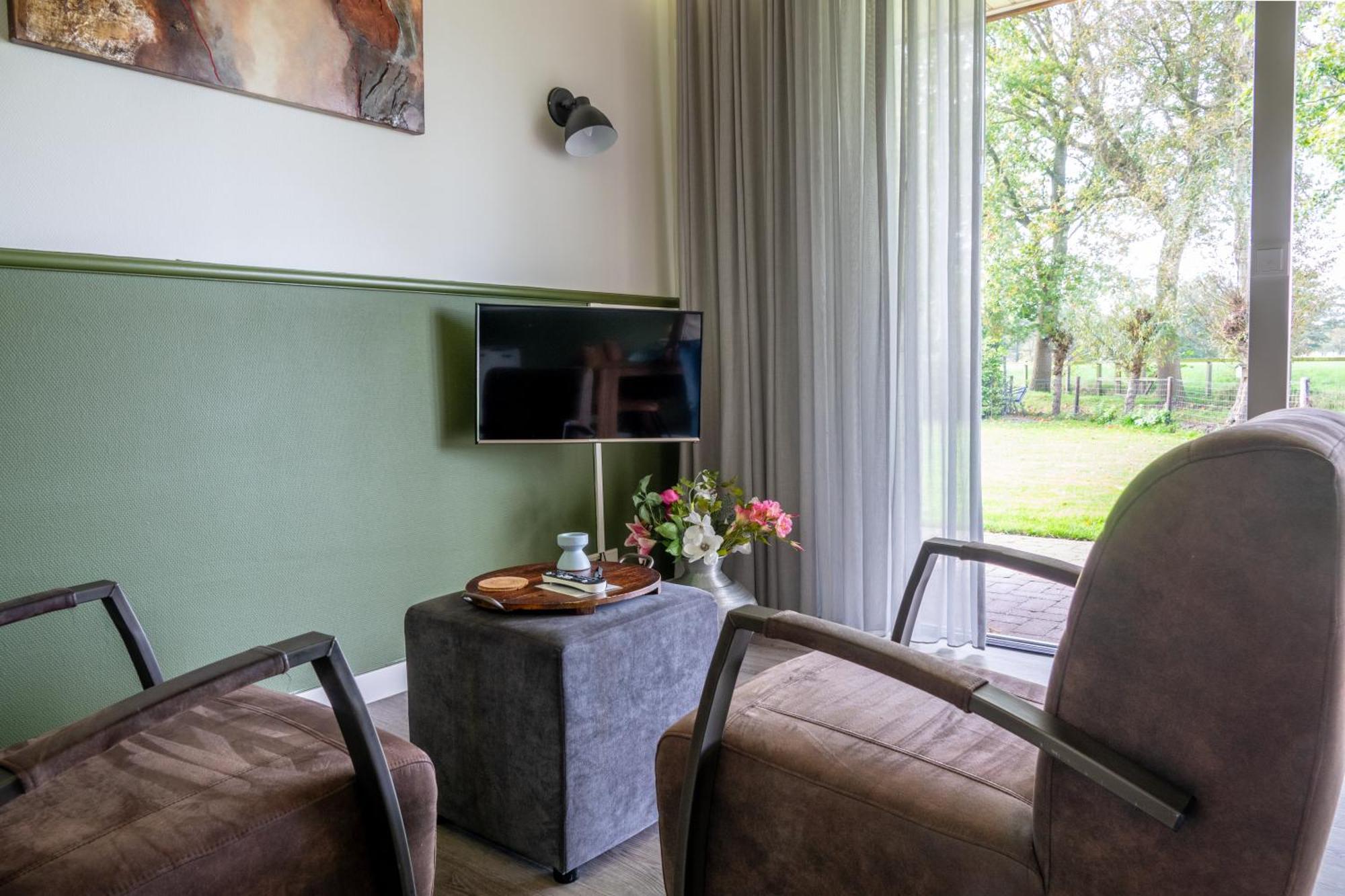 Erve Fakkert Bed & Breakfast Rossum  ภายนอก รูปภาพ