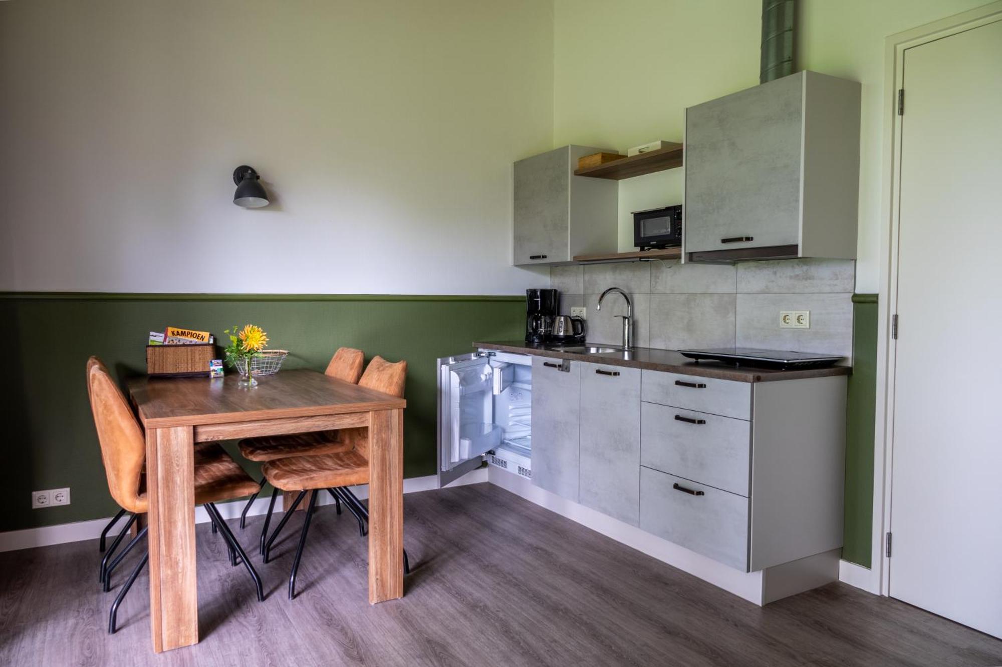 Erve Fakkert Bed & Breakfast Rossum  ภายนอก รูปภาพ