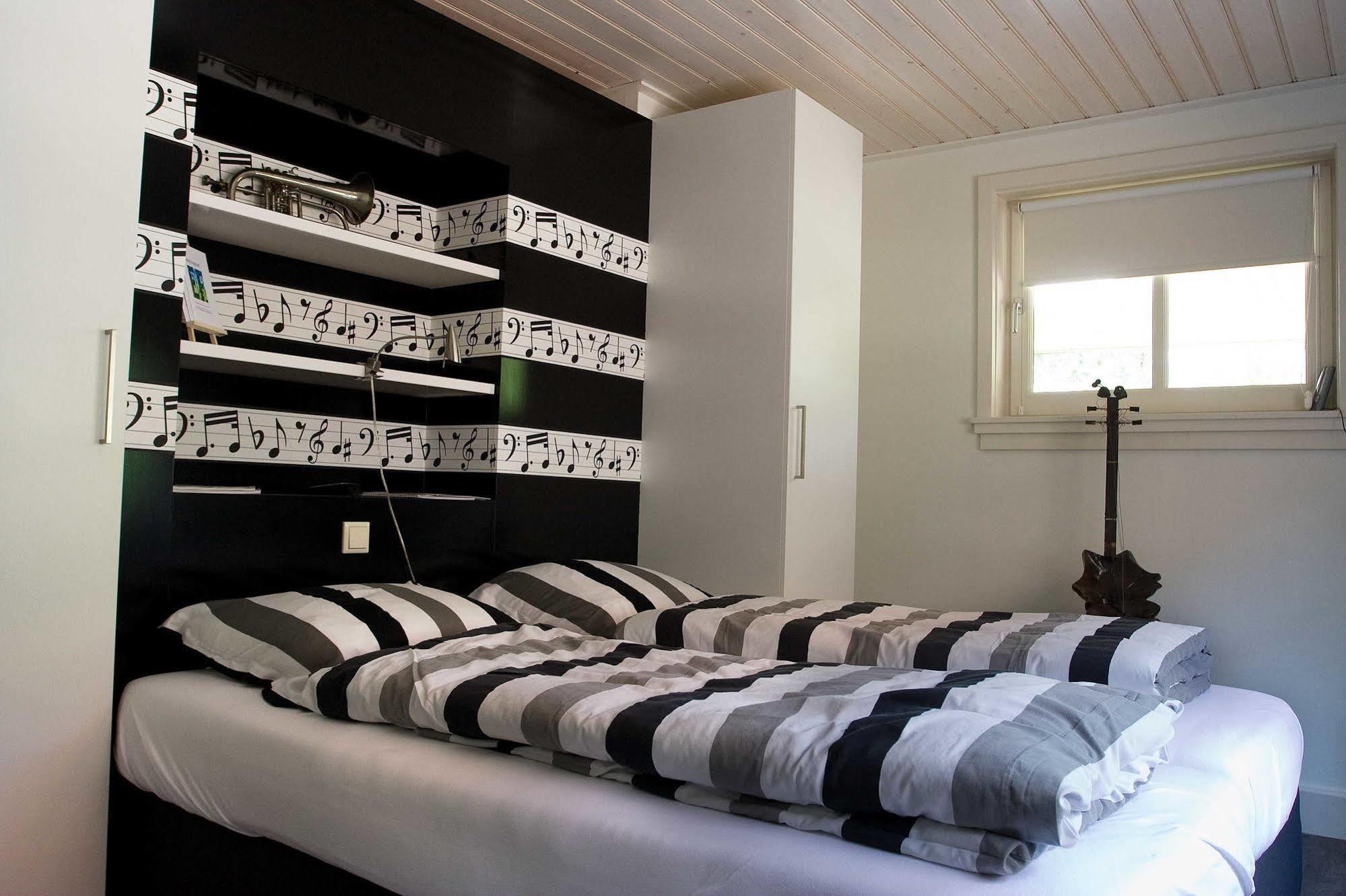 Erve Fakkert Bed & Breakfast Rossum  ภายนอก รูปภาพ